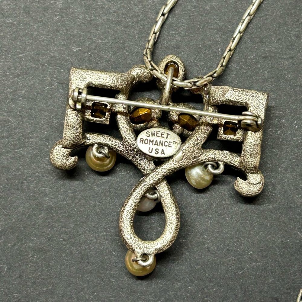 Sweet Romance Trefoil Garnet Lavaliere Pin/Pendant w/ Chain - Picture 4 of 6
